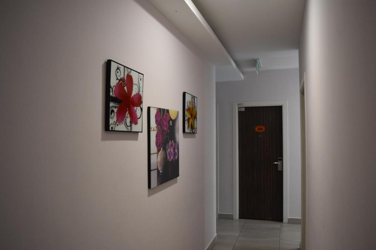 פטלין ג'איה Sunrise Hotel מראה חיצוני תמונה