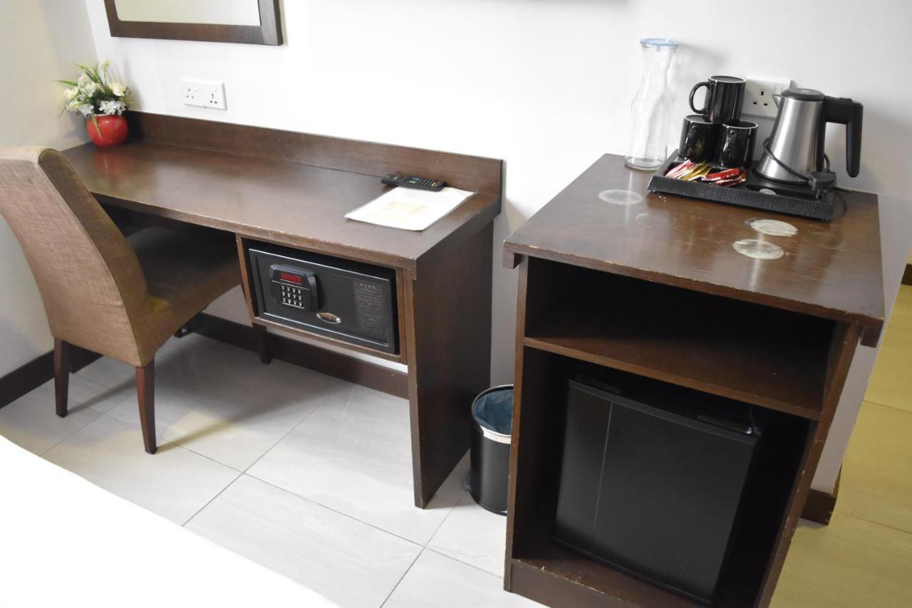פטלין ג'איה Sunrise Hotel מראה חיצוני תמונה