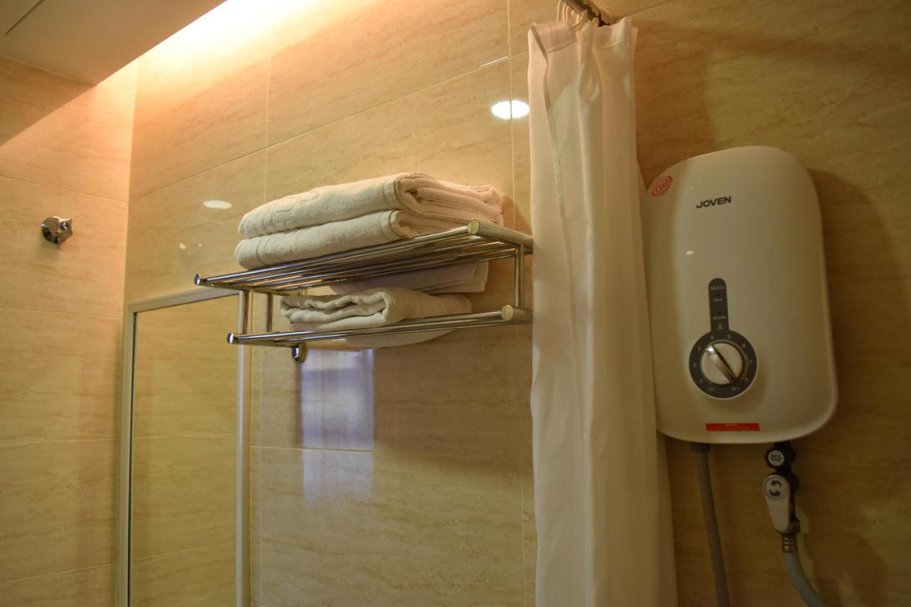 פטלין ג'איה Sunrise Hotel מראה חיצוני תמונה