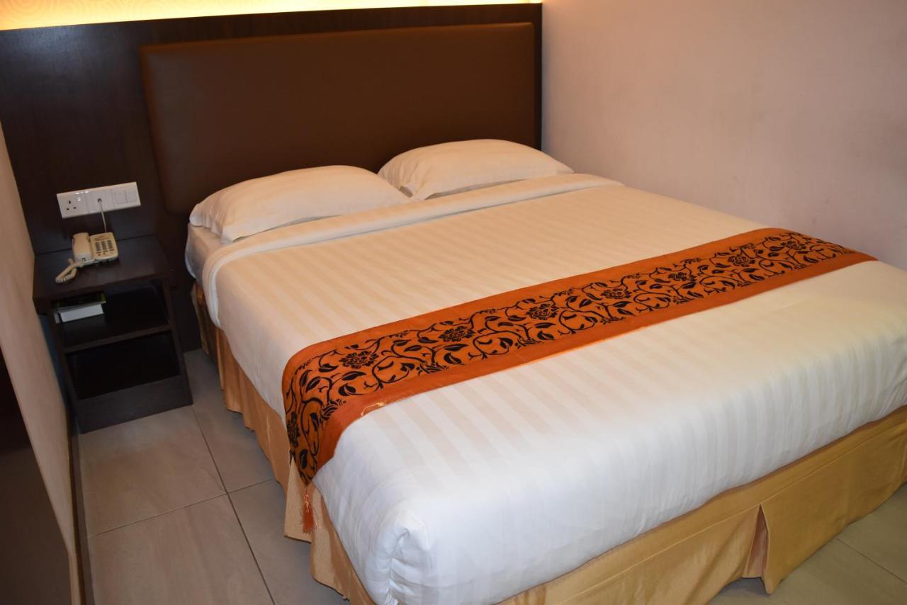פטלין ג'איה Sunrise Hotel מראה חיצוני תמונה