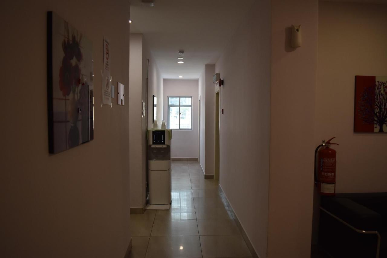 פטלין ג'איה Sunrise Hotel מראה חיצוני תמונה